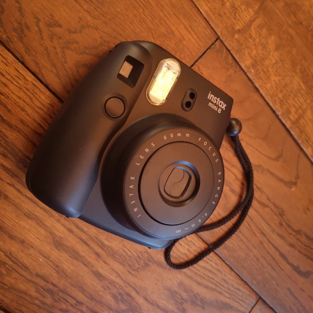 Instax Mini 8 Polaroid Camera